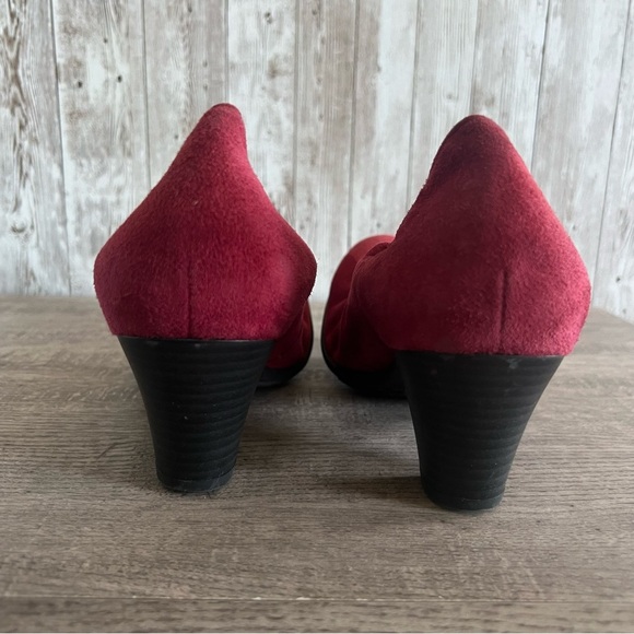 Mephisto Burgundy Heels - Picture 7 of 8